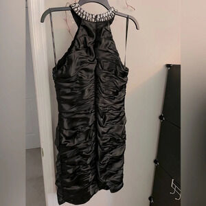 CACHET 12 black sleeveless cocktail dress Ruffled & crystal embellished neck